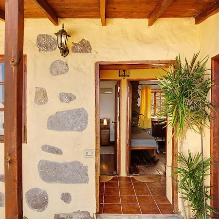 Authentic Canarian House In The Center Of Gran Canaria * Las Palmas de Gran Canaria